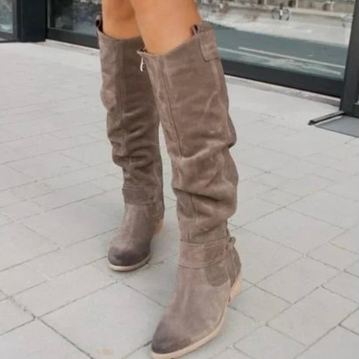Side Zipped Suede Boots