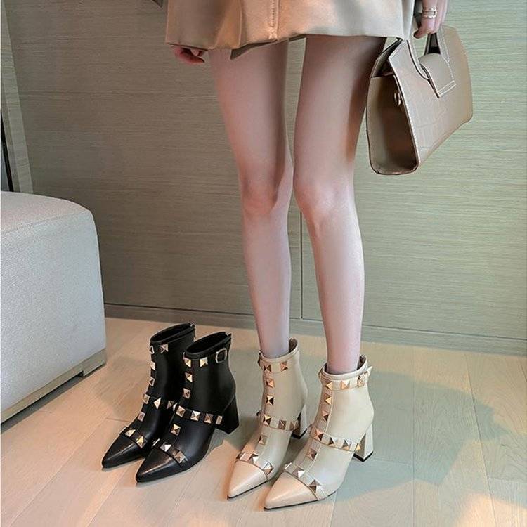 Ankle Pointed Martens Boots