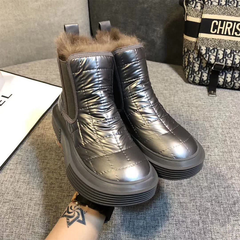 Snow Boots